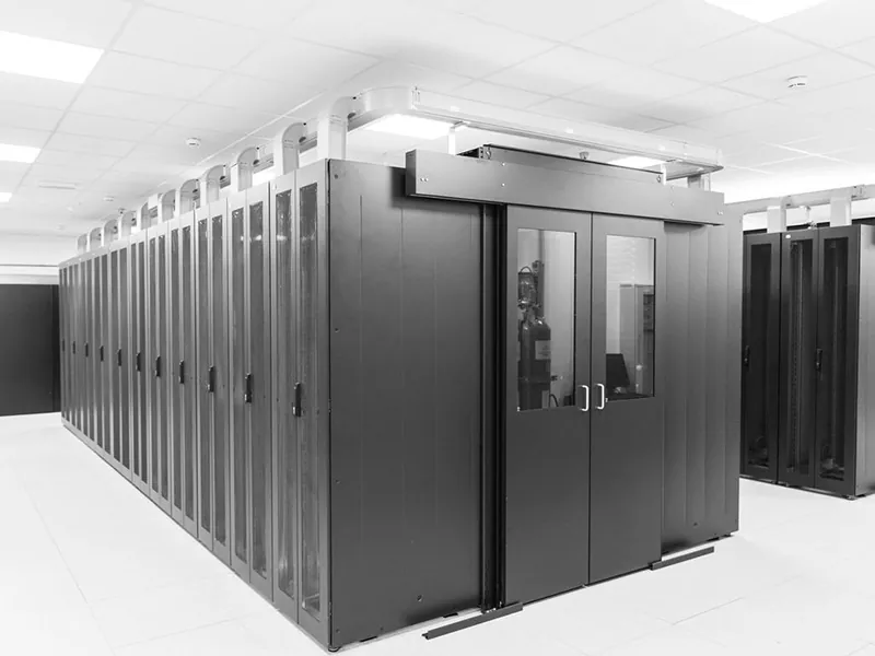 Затворени ормар за хладне пролазе